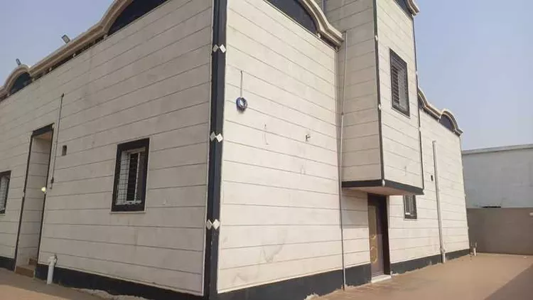 Floor for Rent in Abu `Arish Hakimat Abu Arish صورة 3
