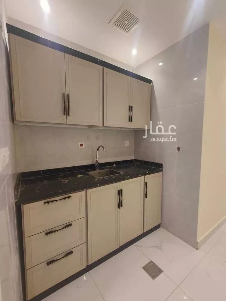شقة للإيجار في شارع صفوان بن أمية, حي الوزارات, مدينة الرياض, منطقة الرياض صورة 2