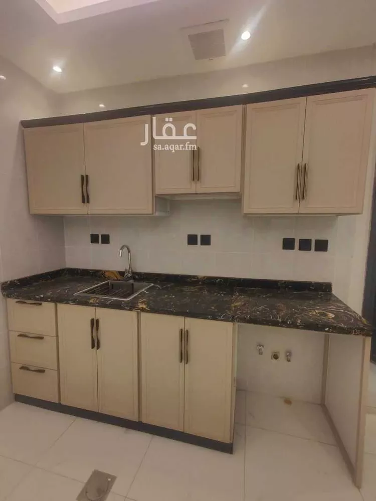 شقة للإيجار في شارع الامام عبدالله بن ثنيان ال سعود, حي الضباط, مدينة الرياض, منطقة الرياض صورة 4