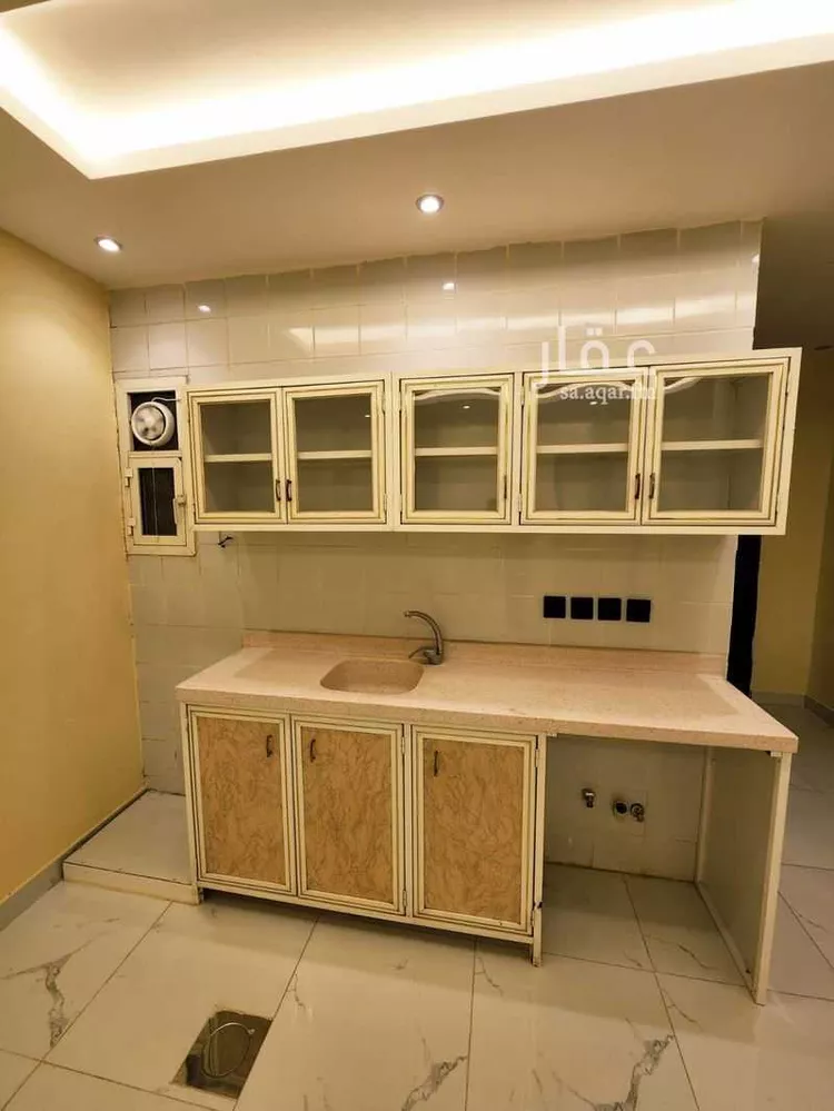 شقة للإيجار في شارع أبي الحرم المقدسي, حي الضباط, مدينة الرياض, منطقة الرياض صورة 3