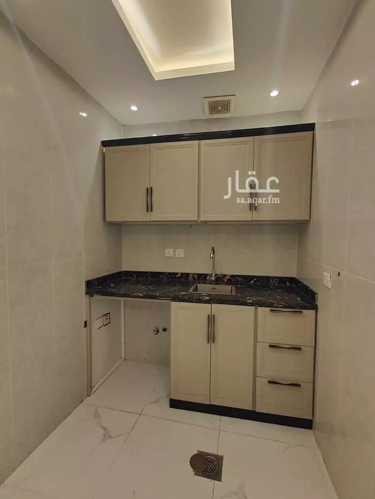 شقة للإيجار في شارع صفوان بن أمية, حي الوزارات, مدينة الرياض, منطقة الرياض صورة 5