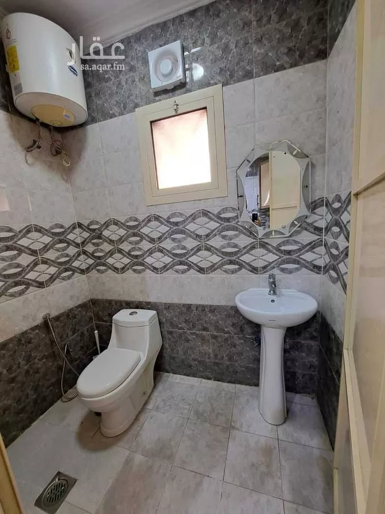 شقة للإيجار في شارع الفرزدق, حي الضباط, مدينة الرياض, منطقة الرياض صورة 4