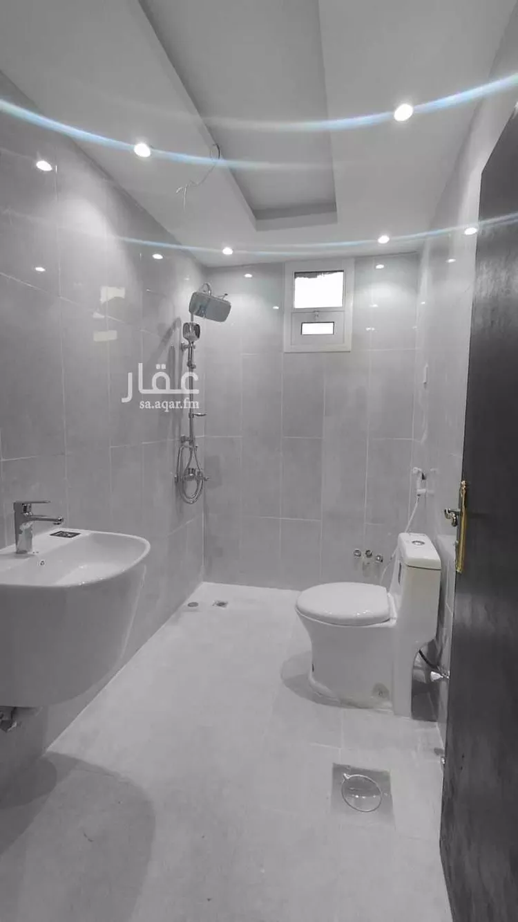شقة للإيجار في شارع تهامة, حي الضباط, مدينة الرياض, منطقة الرياض صورة 3