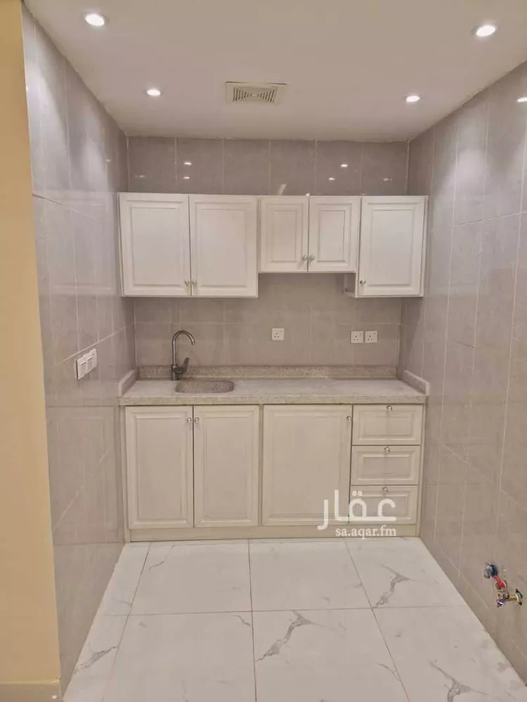 شقة للإيجار في شارع مدائن صالح, حي العليا, مدينة الرياض, منطقة الرياض صورة 3