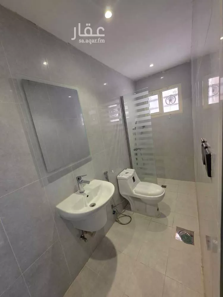 شقة للإيجار في شارع Al Imam Abdullah Ibn Thunayan Al Saud, حي الضباط, مدينة الرياض, منطقة الرياض صورة 4