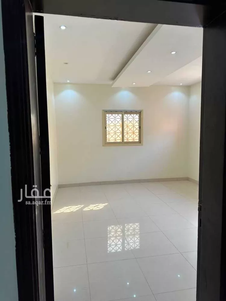 شقة للإيجار في شارع علي الصائغ ، حي العزيزية ، الرياض ، منطقة الرياض صورة 4