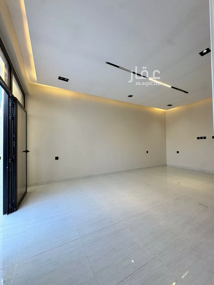 دور للبيع في شارع الأزهار, حي طيبة, مدينة الرياض, منطقة الرياض صورة 4