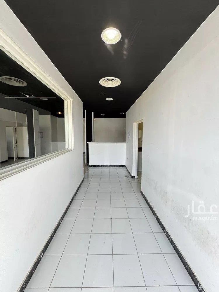 محل للإيجار في شارع عسير, حي ظهرة لبن, مدينة الرياض, منطقة الرياض صورة 2