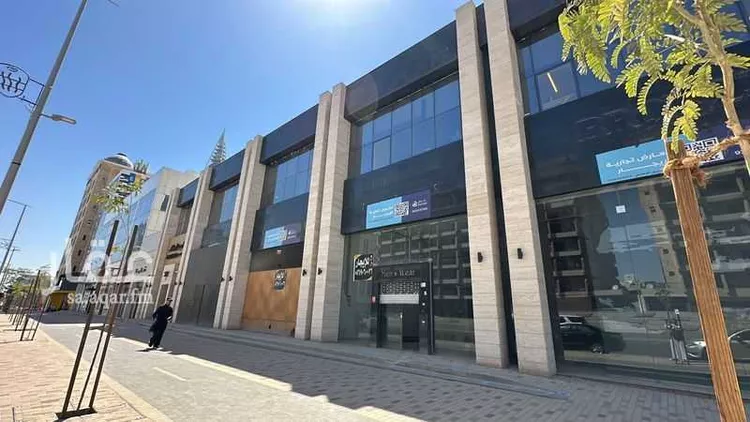 Shop for Rent in Riyadh Al Olaya صورة 5