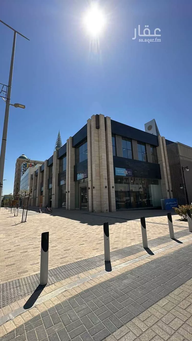 Shop for Rent in Riyadh Al Olaya صورة 3
