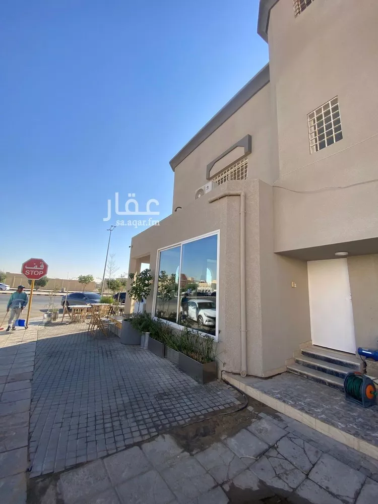 شقة للإيجار في شارع طريق ابو بكر الصديق, حي الإسكان, مدينة بريده, منطقة القصيم