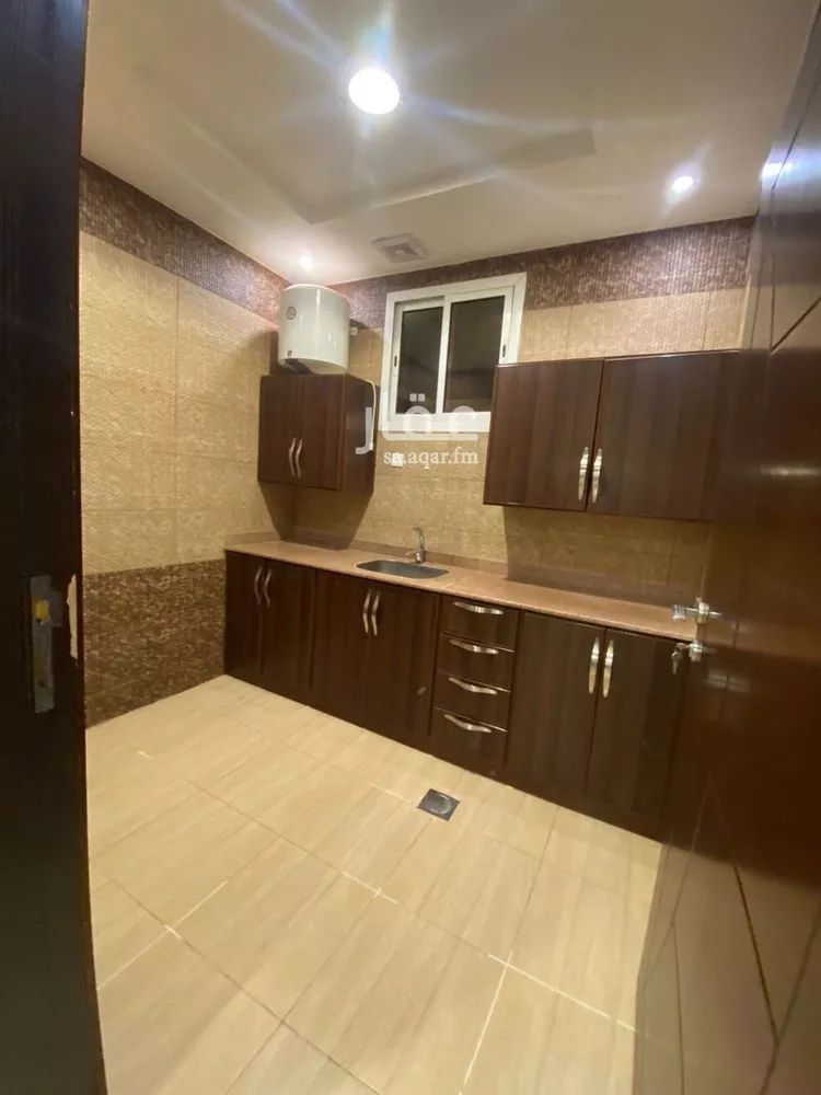 شقة للإيجار في شارع سليمان الحقيل, حي الريان, مدينة بريده, منطقة القصيم