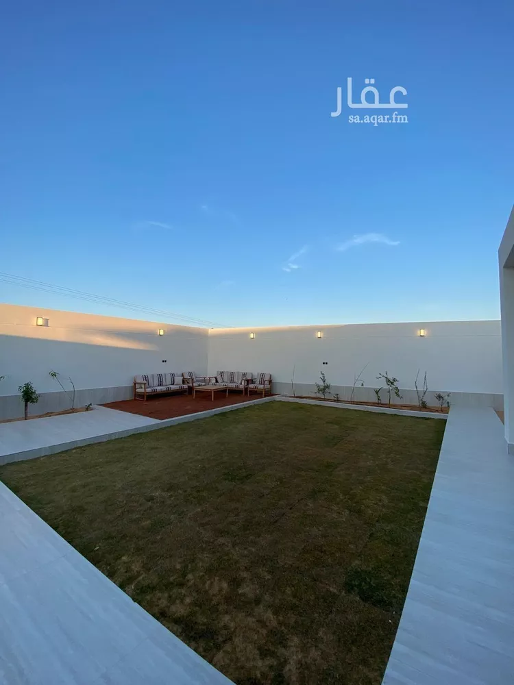 استراحة للبيع في شارع القاسم بن أحمد, حي الهدية الجنوبية, مدينة بريده, منطقة القصيم