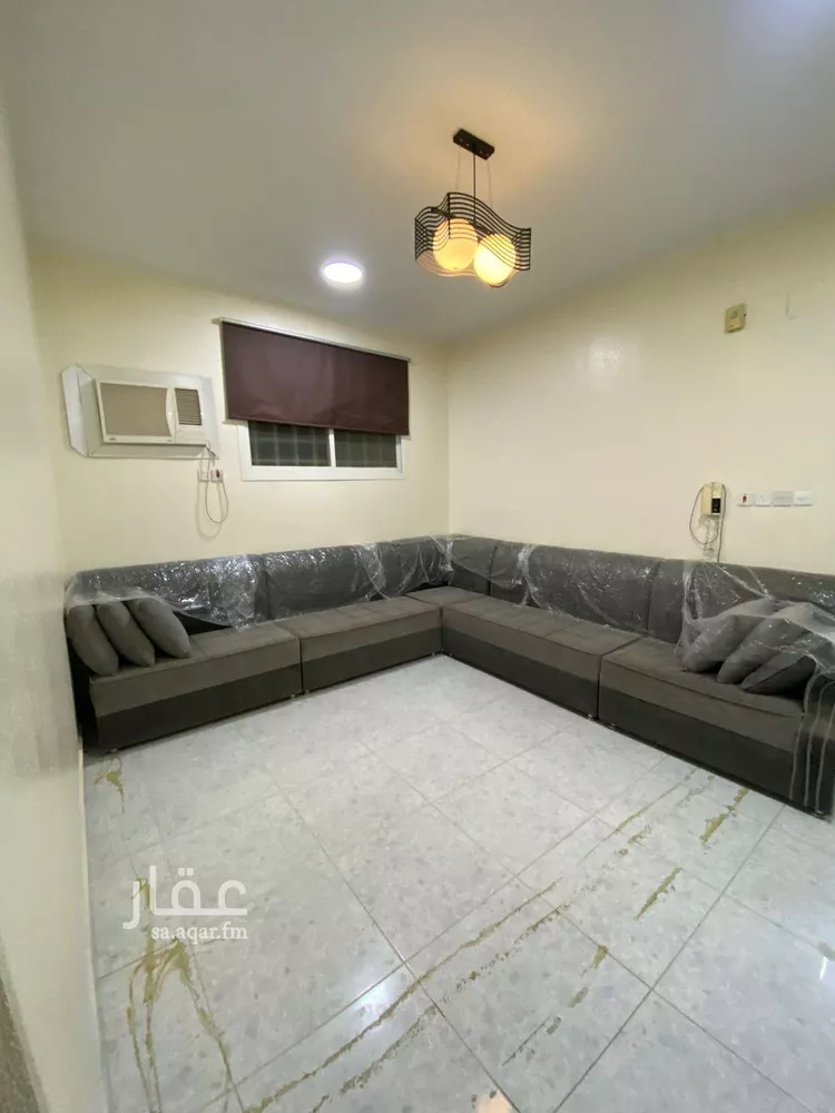 شقة للإيجار في شارع طريق ابو بكر الصديق, حي الإسكان, مدينة بريده, منطقة القصيم صورة 2