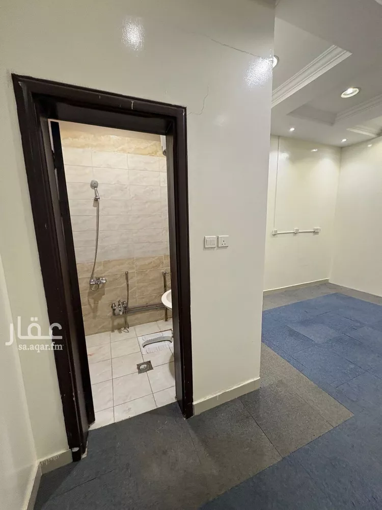 محل للإيجار في شارع سليمان الحقيل, حي الريان, مدينة بريده, منطقة القصيم صورة 3