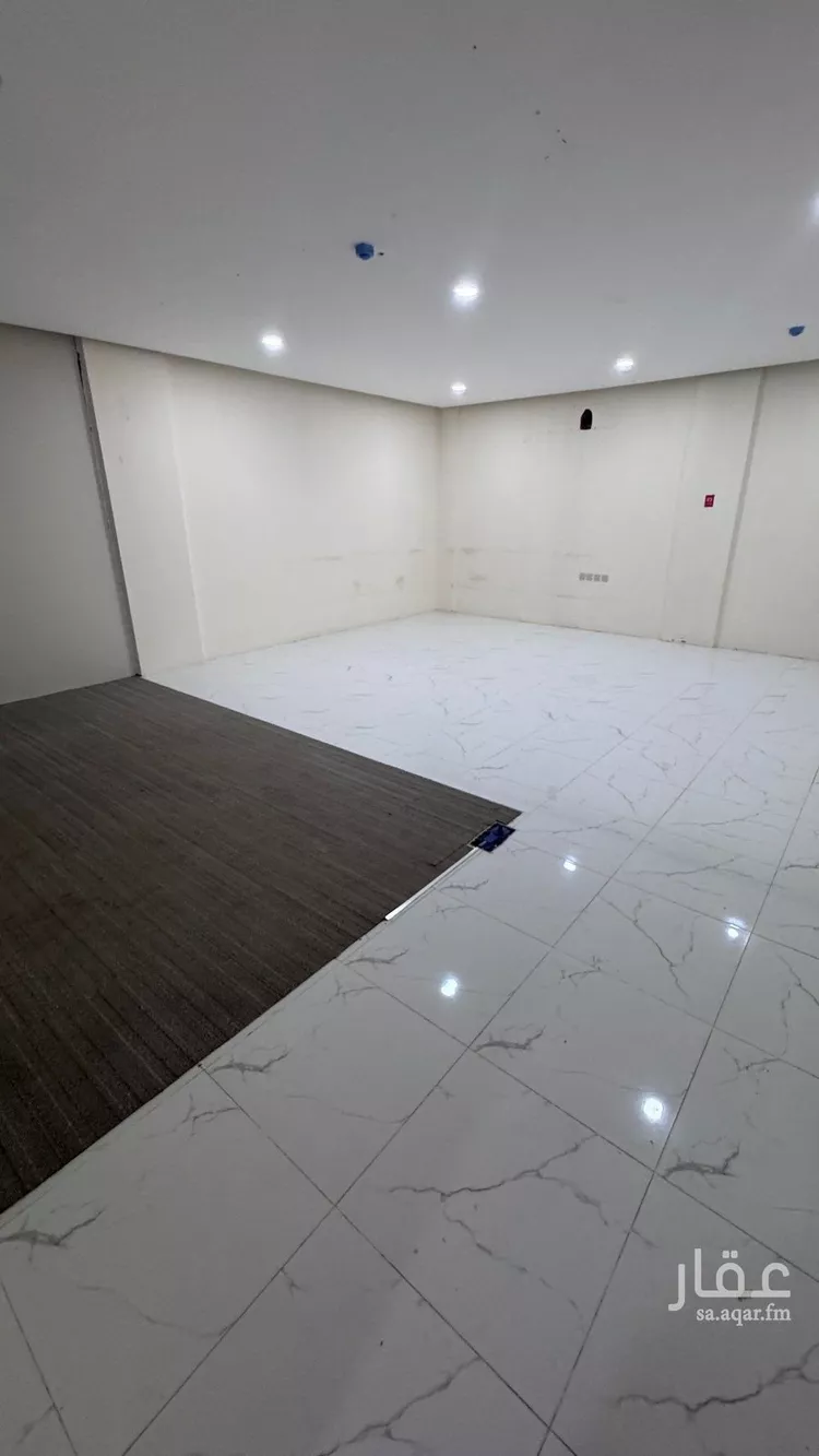 مكتب تجاري للإيجار في شارع عمر بن سليم, حي النخيل, مدينة بريده, منطقة القصيم صورة 2