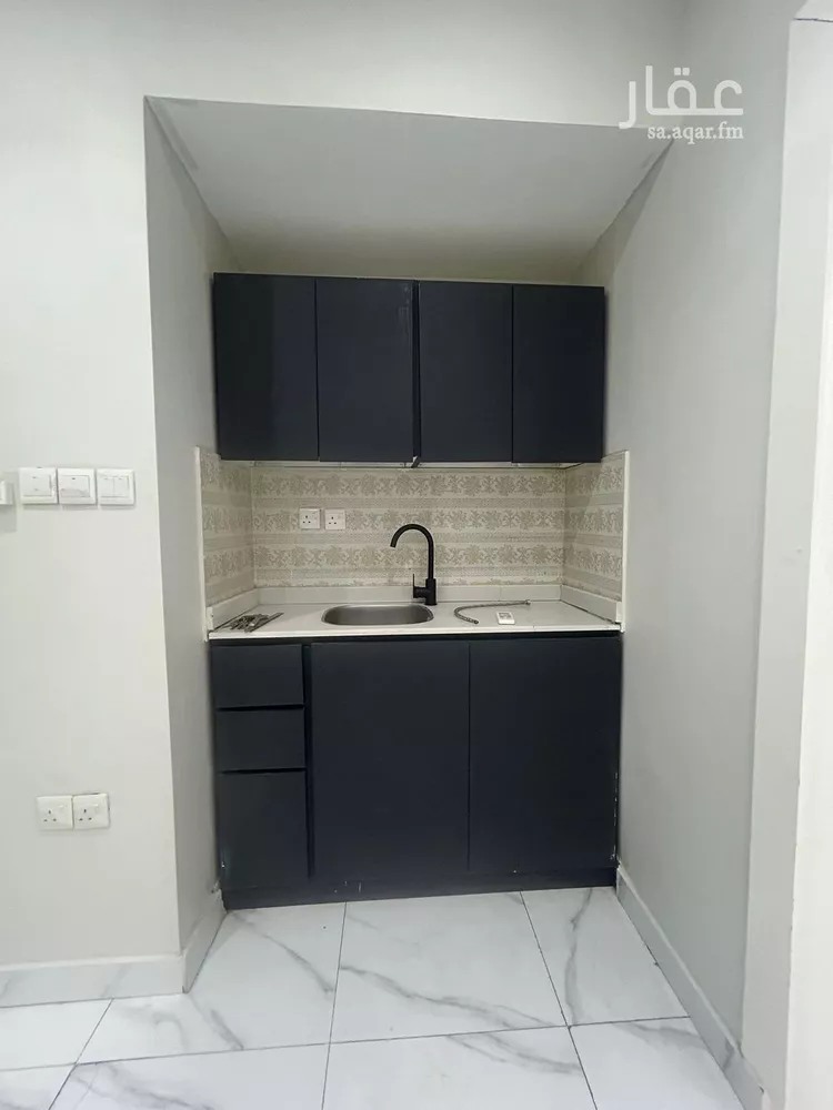 شقة للإيجار في شارع الصحابة, حي إشبيلية, مدينة الرياض, منطقة الرياض صورة 5