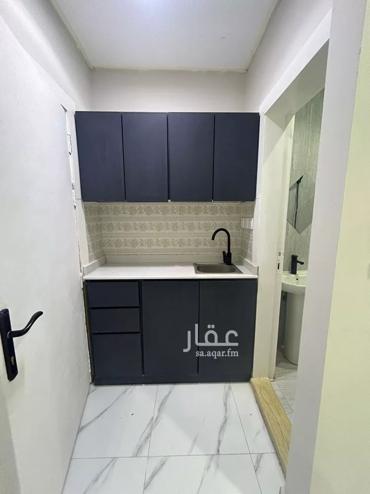 شقة للإيجار في شارع الصحابة, حي إشبيلية, مدينة الرياض, منطقة الرياض صورة 5