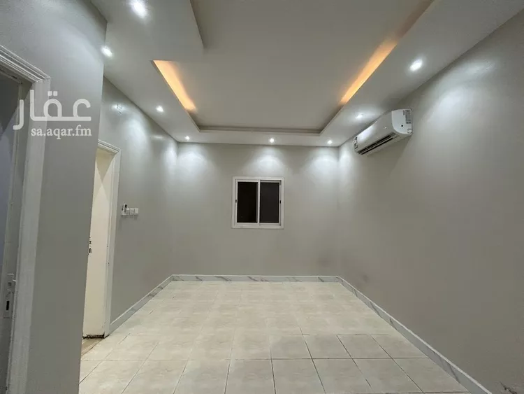 شقة للإيجار في شارع الصحابة, حي إشبيلية, مدينة الرياض, منطقة الرياض