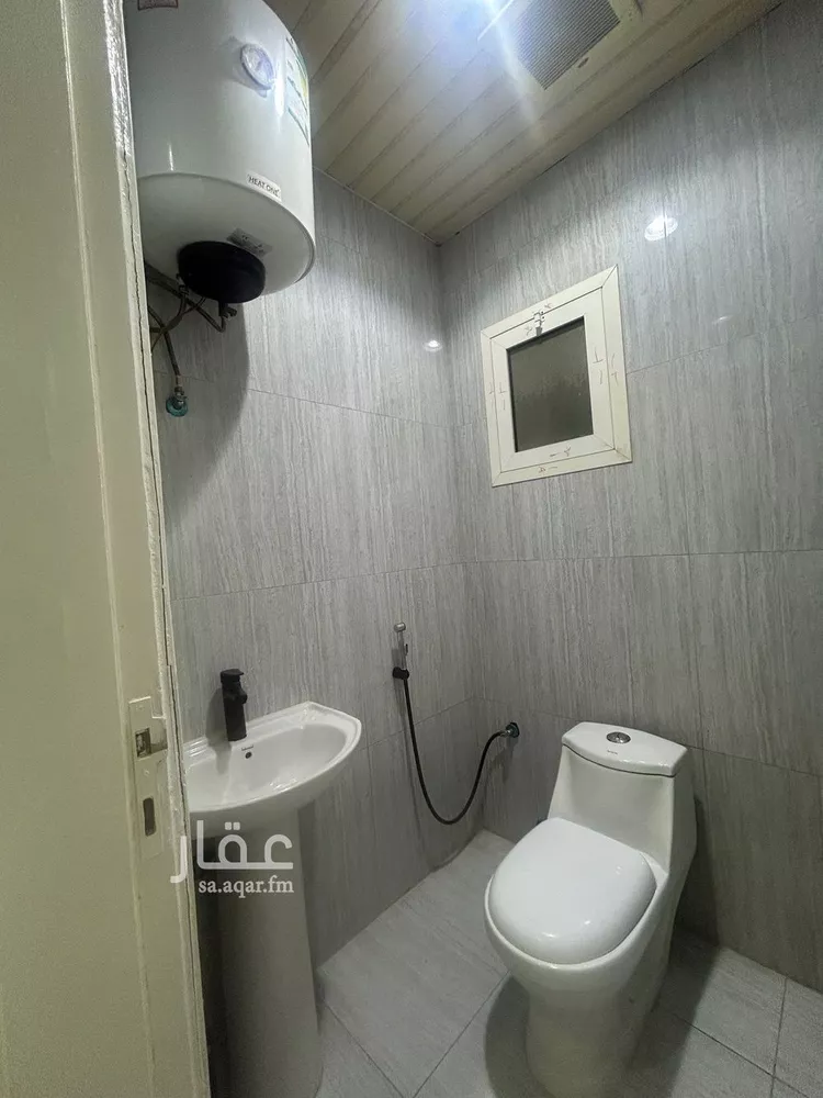 شقة للإيجار في شارع الصحابة, حي إشبيلية, مدينة الرياض, منطقة الرياض 7
