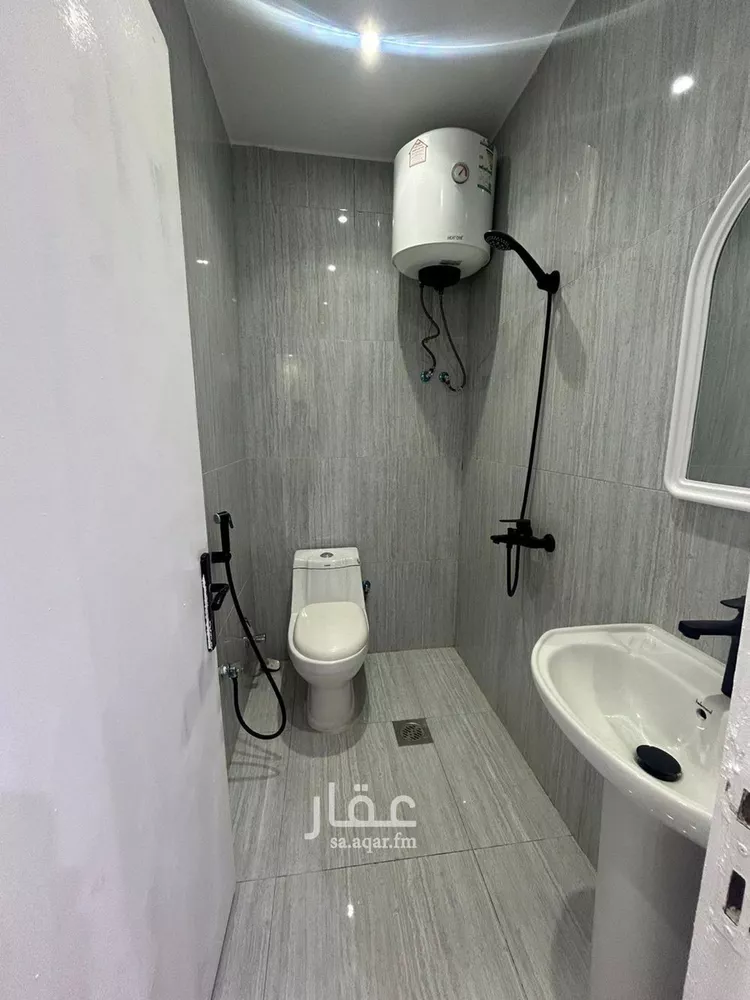 شقة للإيجار في شارع الصحابة, حي إشبيلية, مدينة الرياض, منطقة الرياض صورة 2