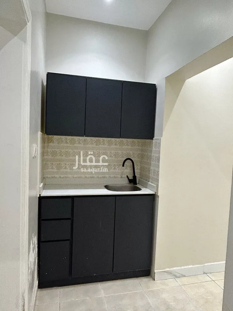 شقة للإيجار في شارع الصحابة, حي إشبيلية, مدينة الرياض, منطقة الرياض صورة 5