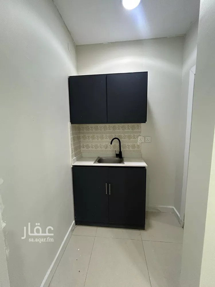 استوديو للإيجار في شارع الصحابة, حي إشبيلية, مدينة الرياض, منطقة الرياض 6