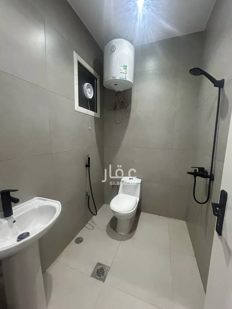 شقة للإيجار في شارع الصحابة, حي إشبيلية, مدينة الرياض, منطقة الرياض صورة 4