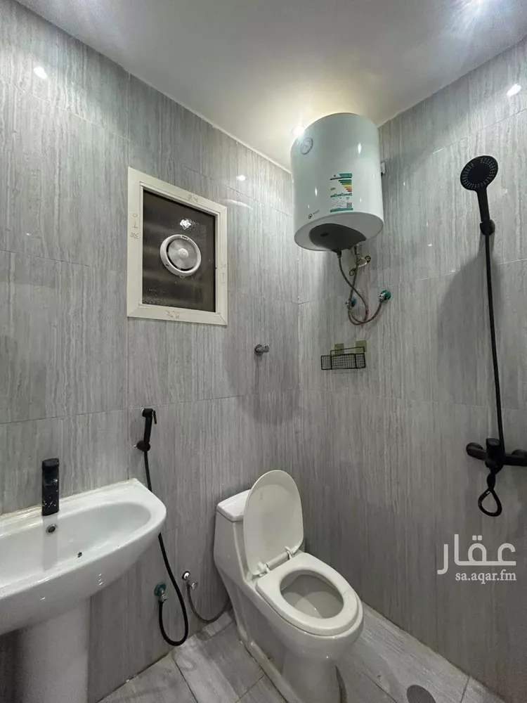 شقة للإيجار في شارع الصحابة, حي إشبيلية, مدينة الرياض, منطقة الرياض صورة 5