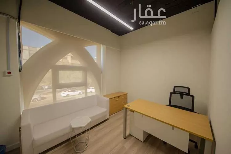 مكتب تجاري للإيجار في شارع صيدا, حي الدريهمية, مدينة الرياض, منطقة الرياض صورة 2