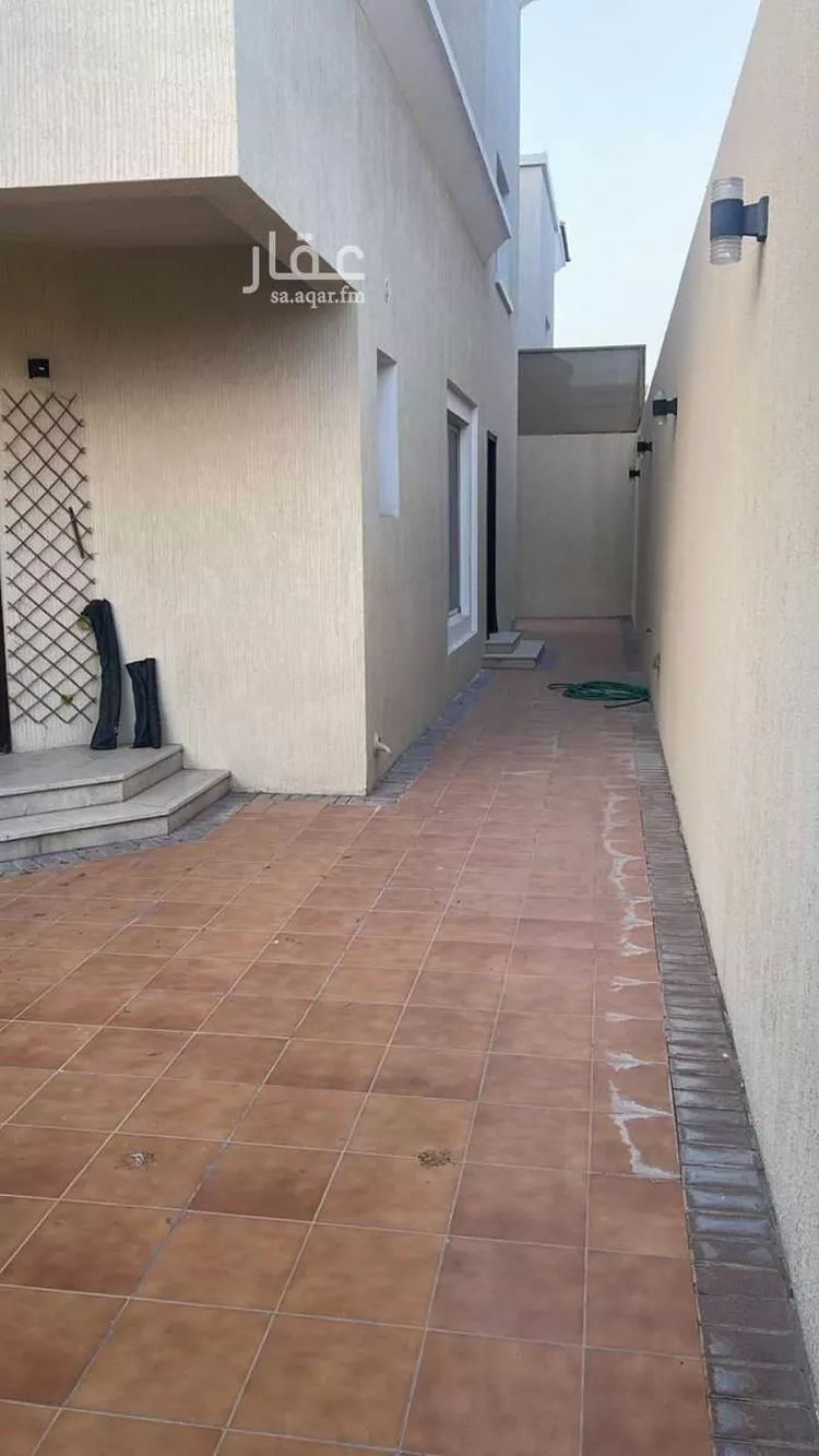 فيلا للبيع في شارع النفوذ, حي الخالدية الشمالية, مدينة الدمام, المنطقة الشرقية صورة 3