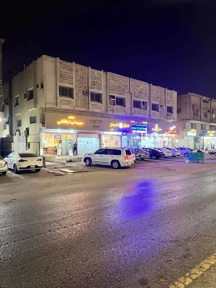 عمارة للبيع في شارع الخوارزمي, حي بدر, مدينة الدمام, المنطقة الشرقية صورة 2