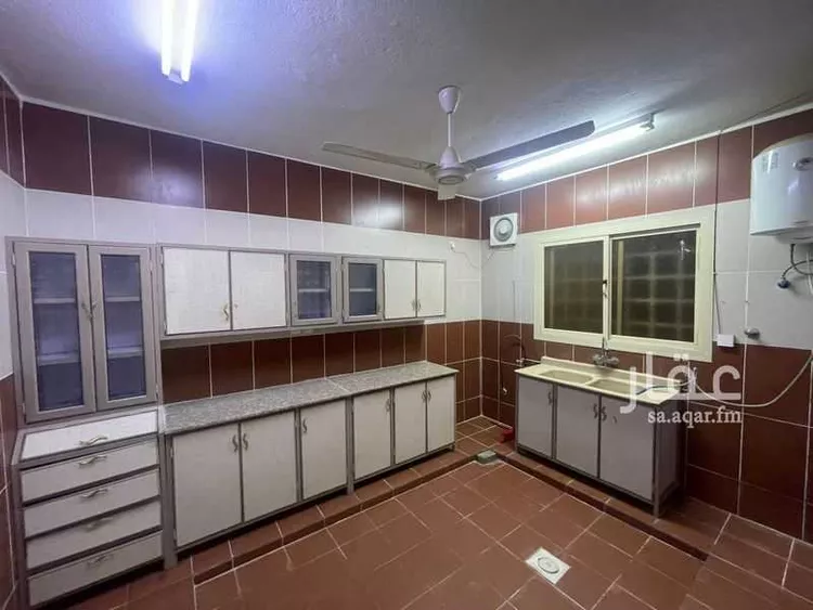 شقة للإيجار في شارع ابو ذر الهروي ، حي الاملاح ، نجران ، منطقة نجران