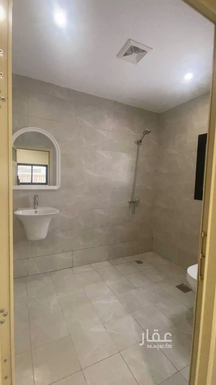 شقة للإيجار في شارع الامير بدر ابن عبدالعزيز, حي الخبرالشمالية, مدينة الخبر, المنطقة الشرقية صورة 3