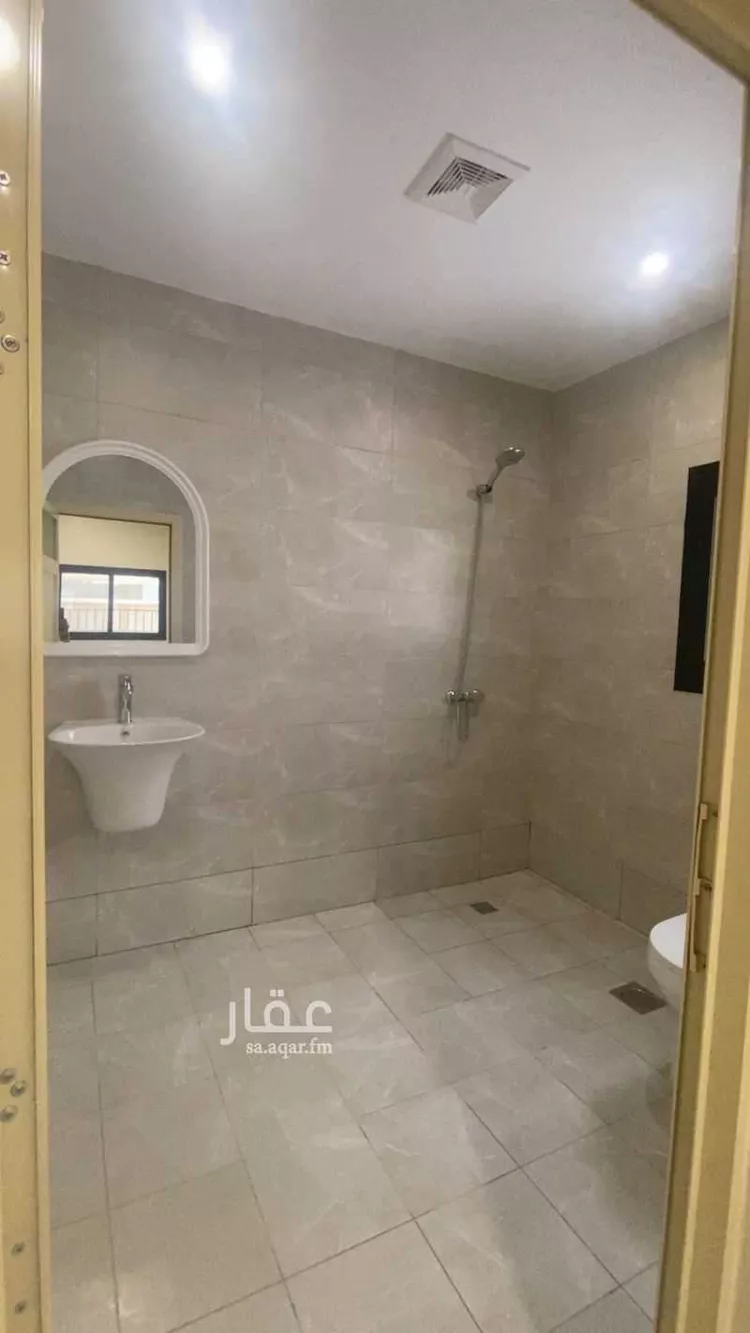عمارة للبيع في شارع الامير بدر ابن عبدالعزيز, حي الخبرالشمالية, مدينة الخبر, المنطقة الشرقية صورة 4