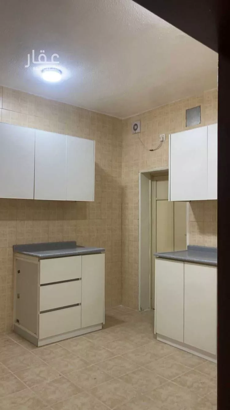 عمارة للبيع في شارع شارع الملك فهد بن عبدالعزيز, حي الخبرالشمالية, مدينة الخبر, المنطقة الشرقية صورة 4