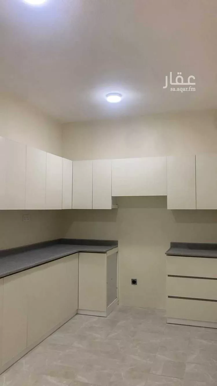 عمارة للبيع في شارع الاول, حي الثقبة, مدينة الخبر, المنطقة الشرقية 7