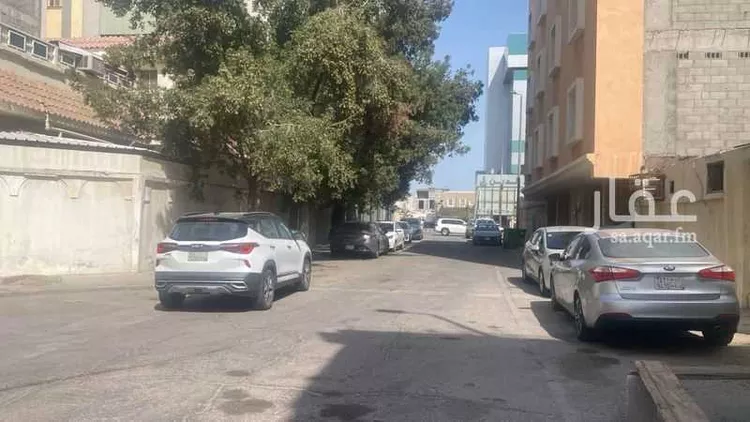 Floor for Sale in Al Khobar Madinat Al Umal