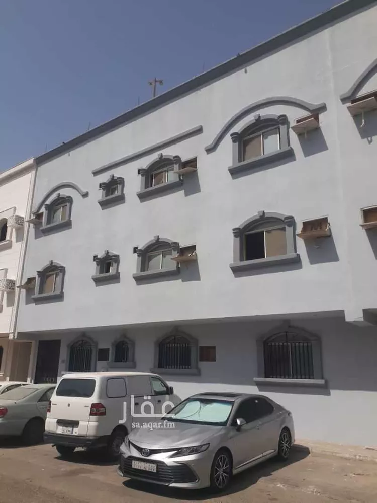 عمارة للبيع في شارع نجران, حي الثقبة, مدينة الخبر, المنطقة الشرقية صورة 5