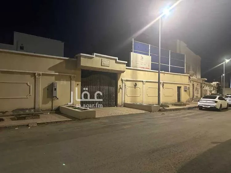 فيلا للإيجار في شارع شمائل بنت الإمام, حي الصالحية, مدينة جدة, منطقة مكة المكرمة