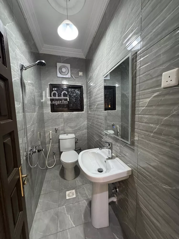 شقة للإيجار في شارع الناشئ الأكبر, حي الصفاء, مدينة جدة, منطقة مكة المكرمة صورة 4