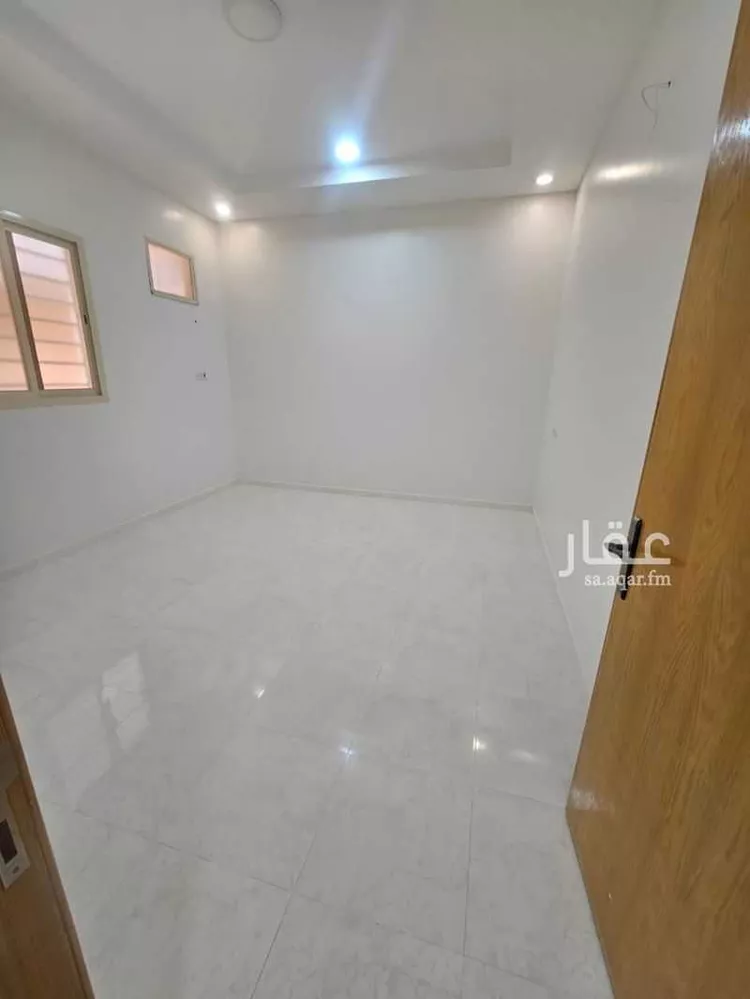 شقة للإيجار في شارع ابي نصر الصواف, حي الراقي, مدينة خميس مشيط, منطقة عسير صورة 2