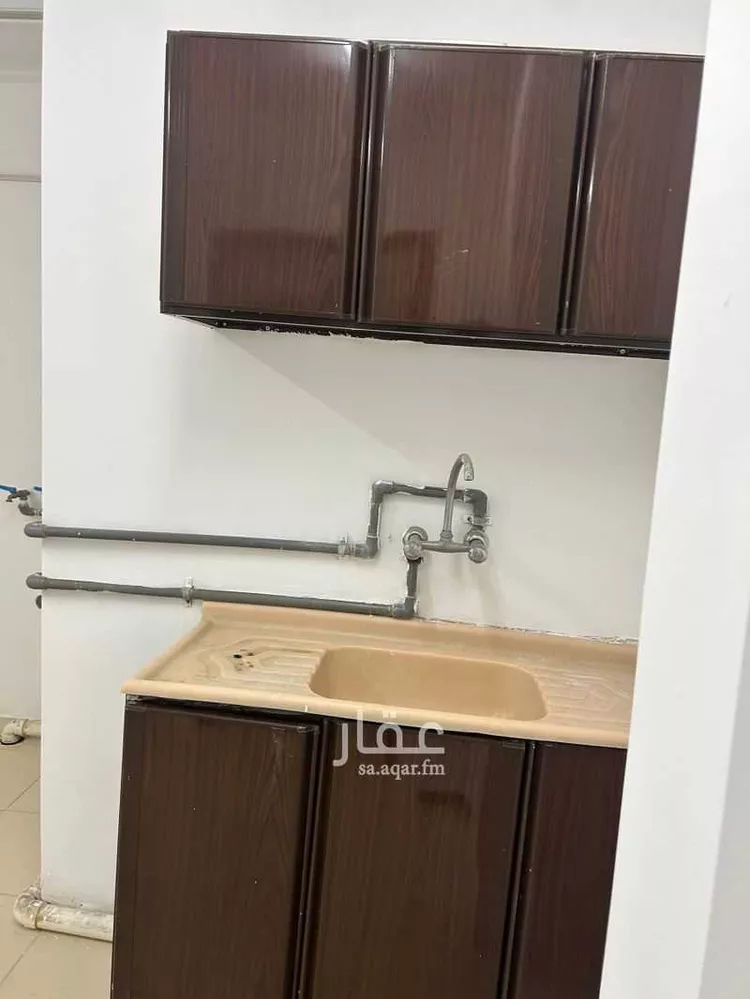 Building for Rent in Dammam Madinat Al Umal صورة 5