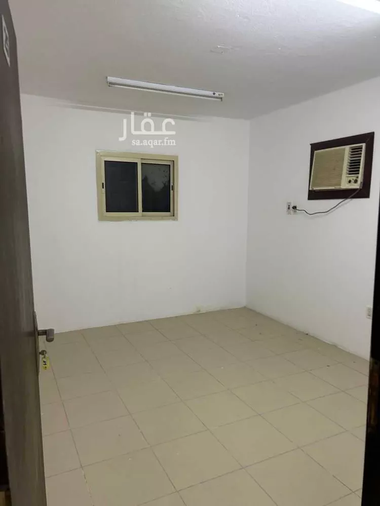 عمارة للإيجار في شارع العاشر, حي مدينة العمال, مدينة الدمام, المنطقة الشرقية صورة 4