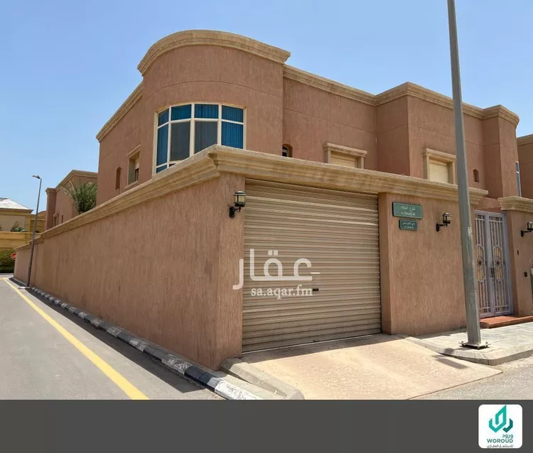 فيلا للإيجار في شارع المناره البيضاء, حي الكورنيش, مدينة الخبر, المنطقة الشرقية صورة 3