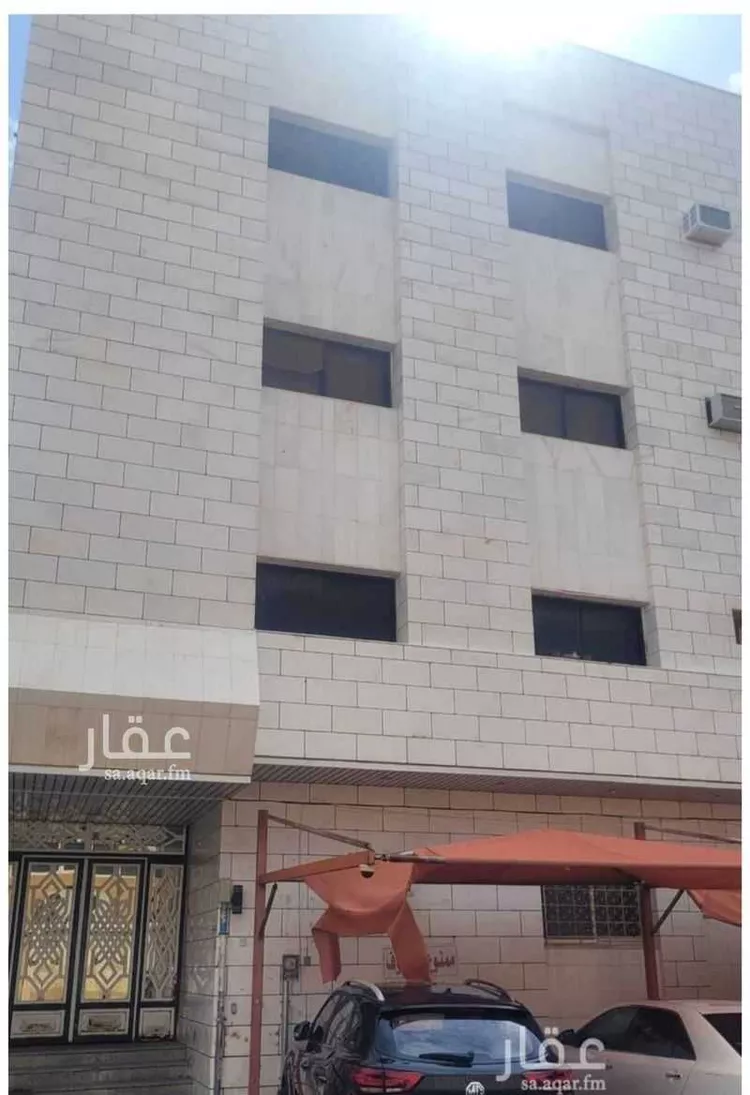 Building for Sale in Medina Qurban صورة 3