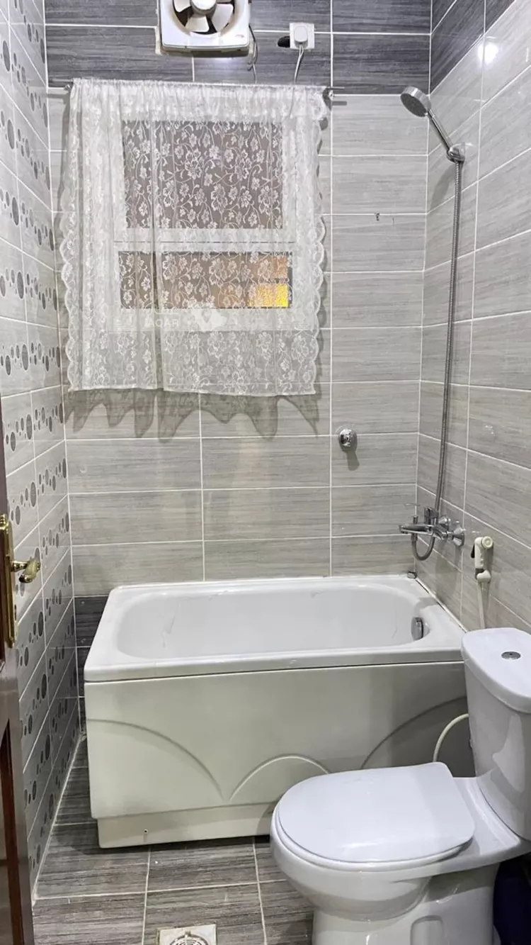 عمارة للبيع في حي ورقان, مدينة المدينة المنورة, منطقة المدينة المنورة صورة 4