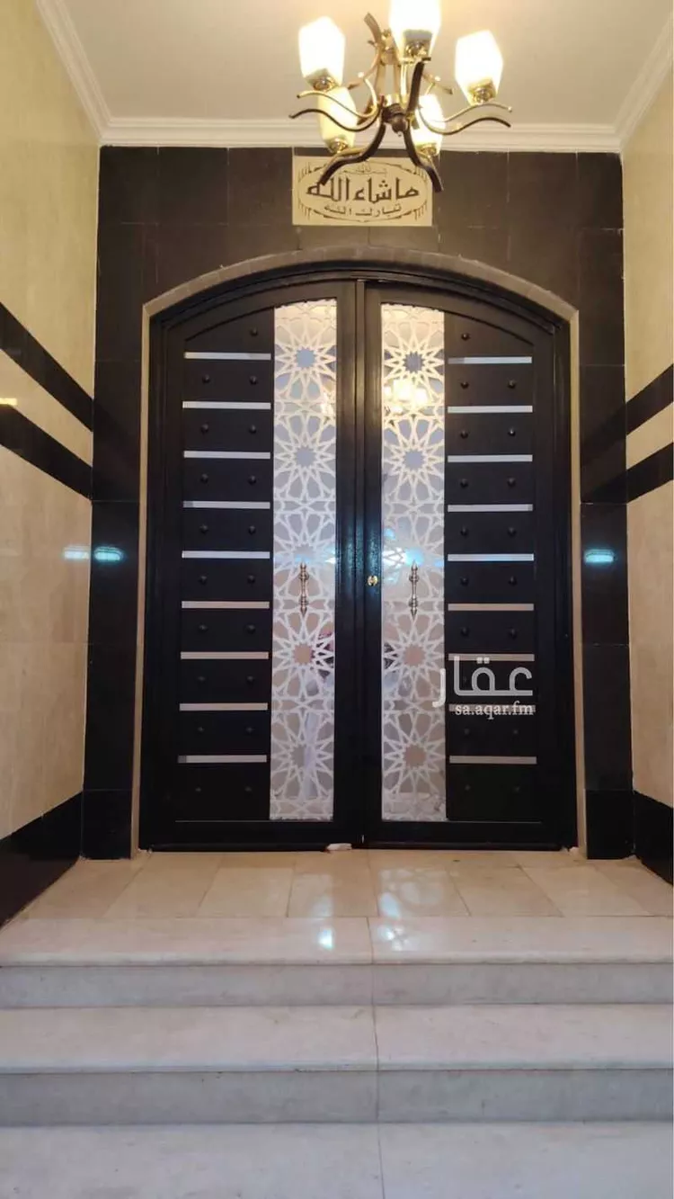 Building for Sale in Medina King Fahd صورة 2