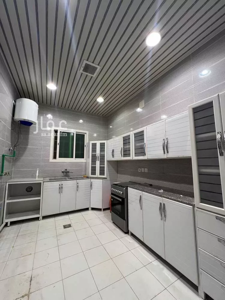 شقة للإيجار في شارع عمرو الطائي ، حي النرجس ، الرياض ، منطقة الرياض صورة 4