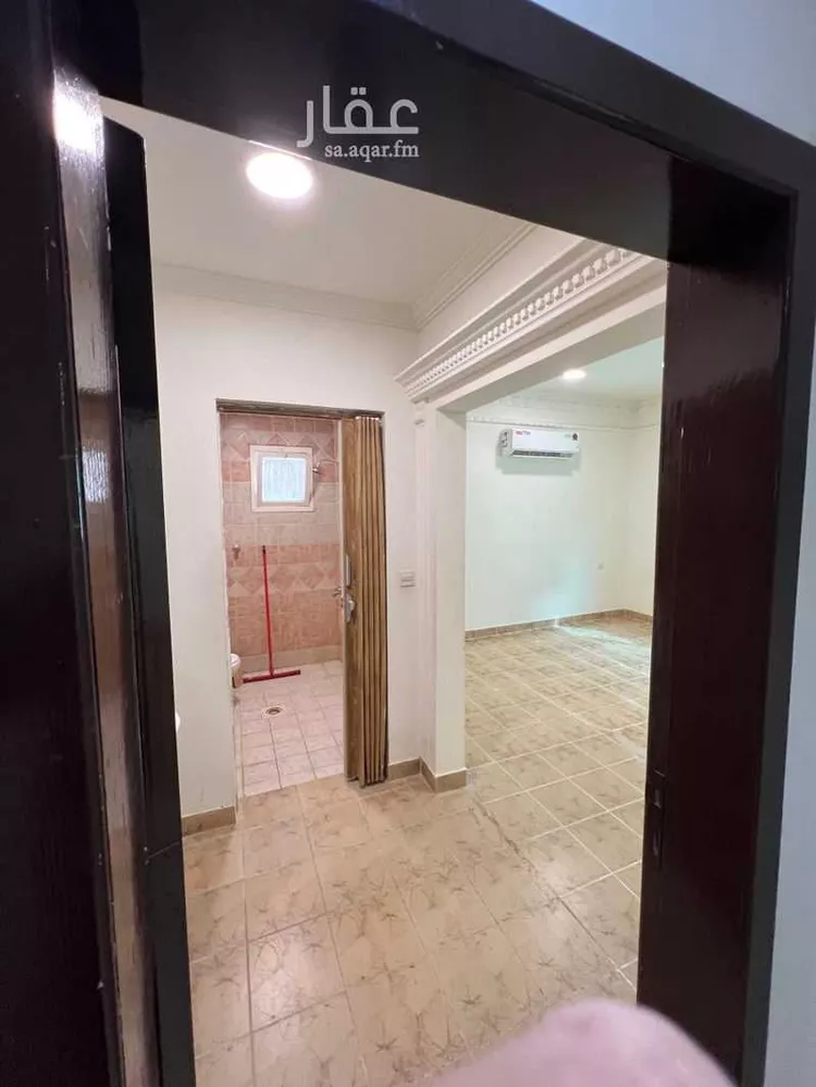 دور للإيجار في شارع محمد بن البناء, حي إشبيلية, مدينة الرياض, منطقة الرياض صورة 5